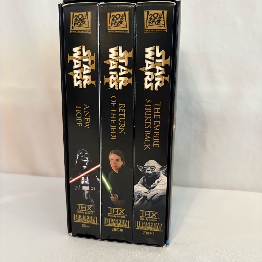 Star Wars Black & Gold Trilogy VHS Set Like New In Box